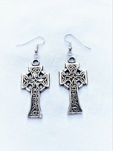Celtic Cross Detailed Unique Style Usa Pewter Pendant Size Pair Of Earrings - £14.37 GBP