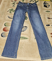 SIMPLY VERA womens jeans Vera Wang straight leg size 4 denim blue denim - £7.61 GBP