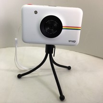 Polaroid Snap Instant Digital Camera w/ZINK Zero Ink Technology and  Mini Tripod - £49.04 GBP