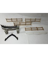 Dept 56 Stone Wall Christmas Village Accessory + Split Rail Fence *PLEAS... - $555.98 MXN