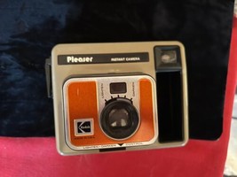 Vintage Kodak Pleaser Instant Camera Untested - $19.80