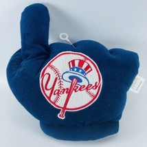 Yankees Logo Wearable Plush Glove #1 New York Baseball Mlb Forever Collectibles - £8.40 GBP