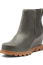 Sorel Women&#39;s Joan Of Arctic Wedge III Chelsea Boots Grey Leather, Sz 6.... - $138.59