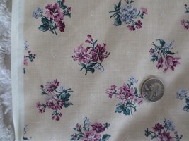 4033. Floral Bouquets On Tan Home Crafts, Quilting Cotton FABRIC--43&quot; X 3/4 Yd. - £2.38 GBP