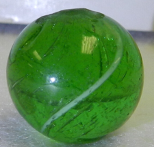 #18651m Vintage German Handmade Green Glass Swirl Marble .65 Inches Mint - £43.11 GBP