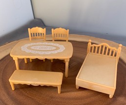 Calico Critters Furniture Set of 4 Table Chairs Bed Bench Sylvanian Families 198 - $11.48