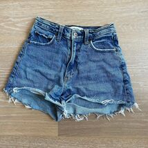 Abercrombie &amp; Fitch The 90&#39;s Relaxed Cutoff High Rise Shorts Curve Love ... - $24.99