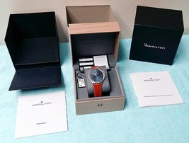 Hamilton Jazzmaster Thinline Automatic Ref-H38525541 Case Size 40-MM - $840.00