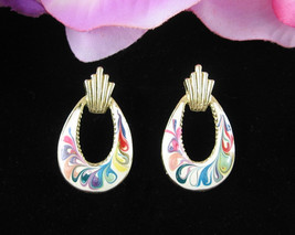 Enamel Swirls On White Pierced Earrings Vintage Teardrops Goldtone Made Usa - £11.64 GBP