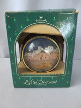 Hallmark Keepsake Ornament Lighted Nativity 1984 QLX7000-1 with Box - £11.85 GBP