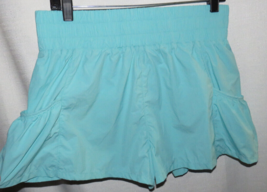 Halara Aqua Flare Flirt Smocked Nylon Active Shorts Size Large - $12.99