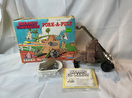 1989 Playmates Toys Barnyard Commandos PORK-A-PULT P.O.R.K.S. In Box - $98.95