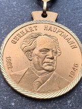 1975 Vintage Collectible German Medal Gerhard Hauptmann Award Running Ma... - £1.95 GBP