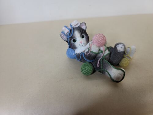 Priscilla Hillman for Enesco Cat Sculpture "All Wrapped Up Over You" 4" Long - $14.85