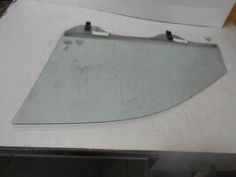 2005-2010 KIA Sportage Front Right Passenger Window Glass - $112.10 CAD