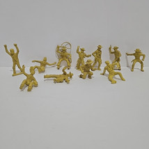 11 Pieces Marx Yellow Cowboy Figures 2-3&quot; Tall - £18.55 GBP