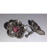 Silver Tone - Pink Glass Gem Flower Screw-Back Earrings Clip Ons Vintage - £7.91 GBP