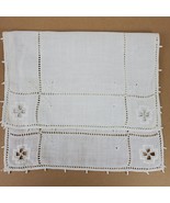 Vintage Embroidery w/ Cutouts Dresser Doily Approx 17.5x11.5 Inch Ivory - $220.67 MXN