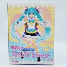 Hatsune Miku Winter Wonderland Figure - £29.37 GBP