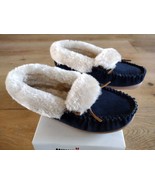 Minnetonka Women Dark Blue Folded Flora Trapper Moccasins Size 5M NIB - $25.74