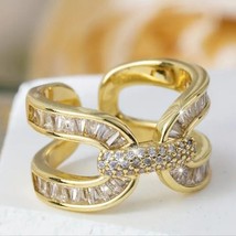 Glamorous Criss Cross Adjustable Ring with Dazzling Zircon - Gold Tone - £14.72 GBP