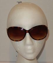 Foster Grant Women’s Tortoise Bifocal Reader Sunglasses Brown Gradient UV - $14.80