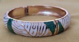 Hinged Cloisonné Clamper Bangle Bracelet Goldtone &amp; Green/White  *Vintage* - £10.38 GBP