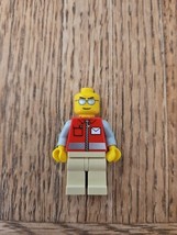 LEGO City Minifigure Red Jacket and Sunglasses - €2,62 EUR