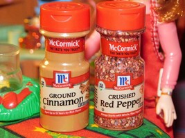McCormick Cinnamon &amp; Crushed Red Pepper fit Barbie Dollhouse Mini brand ... - £6.22 GBP