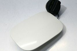 2005-2012 ACURA RL EXTERIOR FUEL GAS DOOR LID WITH GAS CAP P2528 image 8