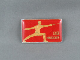 Moscow 1980 Olympic Pin - Fencing Events - Stamped Celluloid Pin - $275.55 MXN