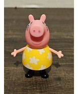 PEPPA PIG Mrs MUMMY PIG MOM figure YELLOW FLOWERED Dress Mother - $666.12 MXN