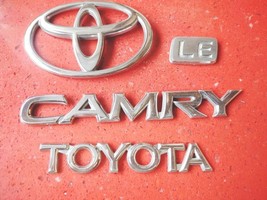 97 98 99 00 01 Toyota Camry Le Rear Emblem Chrome Trunk Badge Oem Set Logo - £10.74 GBP