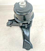 Fits Toyota Highlander Sienna Front Right Engine Motor Mount Replaces 12... - $44.97