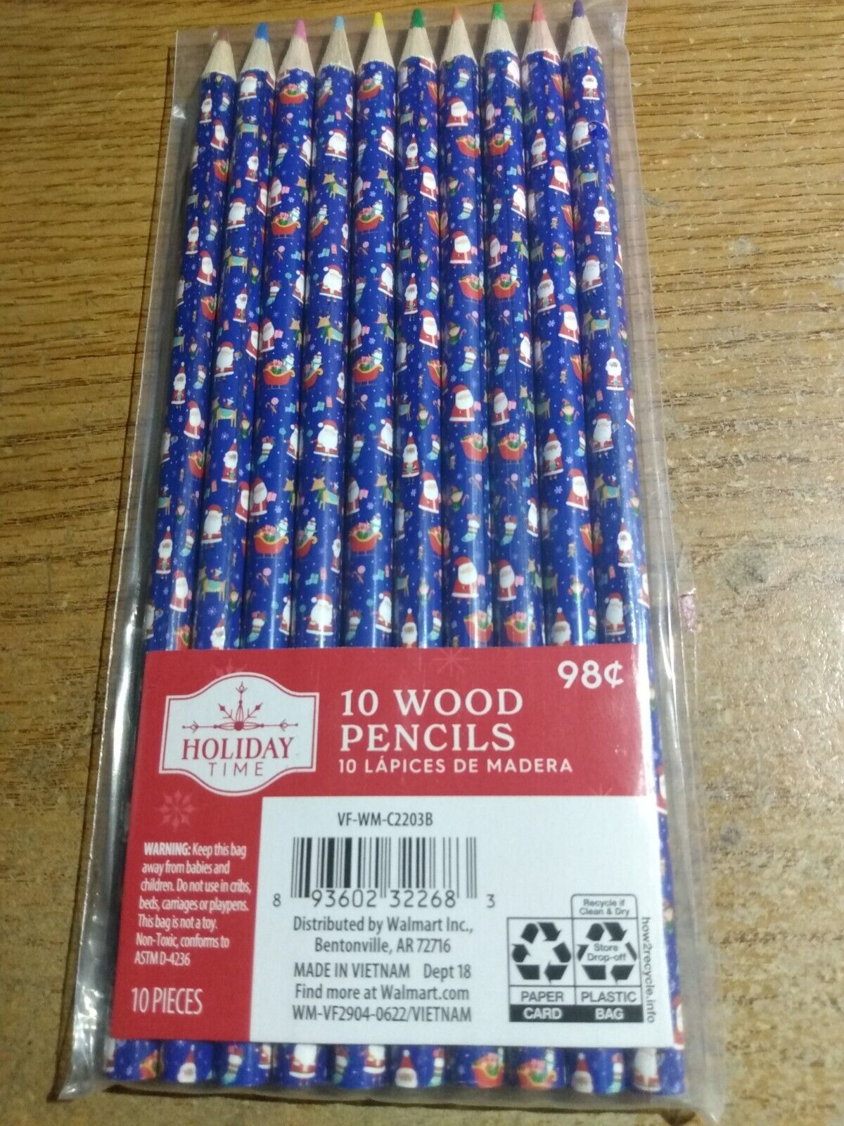 Holiday Time Christmas 10 Pencils Santa Reindeer Stockings Snow Favors T... - $2.00