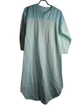 Vintage Cinema Etoile light blue Nightgown - Estate Find - $187.34 MXN