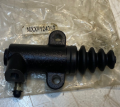 Clutch Slave Cylinder R10L3 | MXXF124369 Hydraulic Replacement Automotiv... - $39.99