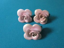 Napkin Rings Floral Metals Beads Brass Silk Pick ONE Set (Number: 1- Pink Metal  - £16.10 GBP