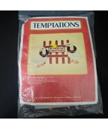 Christmas Fence Merry Christmas Wall Hanging Plastic Canvas Kit Temptati... - €12,18 EUR