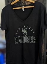 Nfl Team Apparel Las Vegas Raiders Xxl Women&#39;s T-Shirt - £11.95 GBP