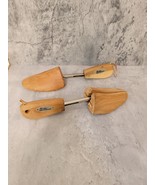 2 Vintage Cedar Wood Shoe Tree Forms Sz 4 Stretchers Rochester Shoe Tree Co - £7.08 GBP