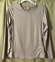 Woman’s Pale Lavender Long Sleeve Under Scrub Top Size Medium - $11.29