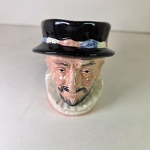 Royal Doulton 1946 Toby Mug Beefeater D6233  3 1/4&quot; - $13.94 CAD