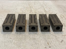 5 Qty of Manifolds 6-1/8&quot; x 1-7/8&quot; x 1-5/8&quot; 20mm ID 9mm/6mm/5mm Holes (5... - €77,64 EUR