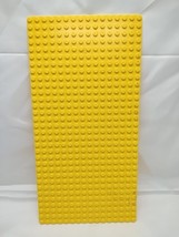 Vintage Yellow Lego Baseplate 16 X 32  - $282.50 MXN