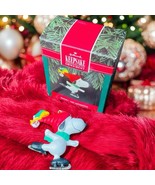 Snoopy Woodstock Keepsake Christmas Ornament 1992 Hallmark Ice Skate Cak... - $259.66 MXN