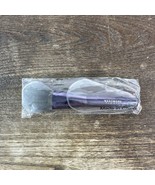 Westmore Beauty CHARCOAL-INFUSED POWDER BRUSH - $325.86 MXN