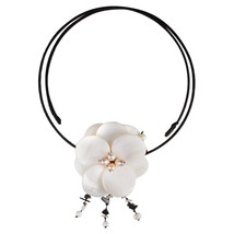 Floral White Mother of Pearl Tassel Adjustable Choker Necklace - £11.89 GBP