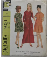 12/32 UC FF 1960s Vintage Sewing Pattern McCalls 9021 Robe - $9.99