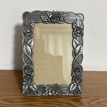 Vintage Rectangular Rose Vine On A Trellis Metal Picture Frame For 4x6 P... - $19.59